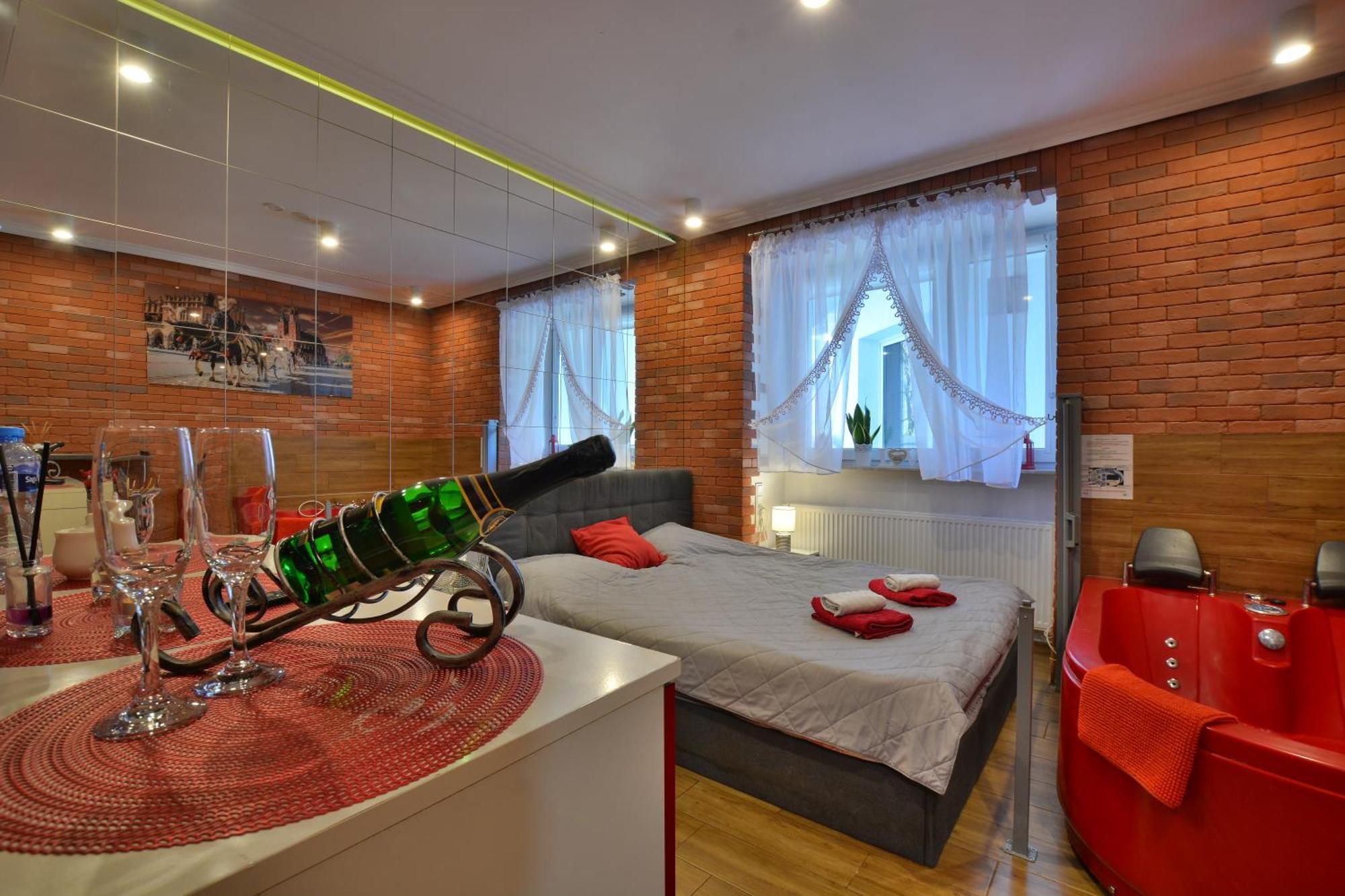 Jacuzzi Apartment Red クラクフ エクステリア 写真
