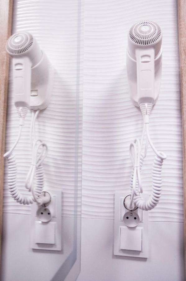 Jacuzzi Apartment Red クラクフ エクステリア 写真