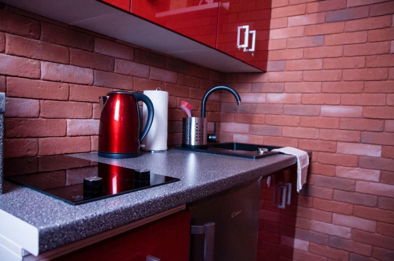 Jacuzzi Apartment Red クラクフ エクステリア 写真
